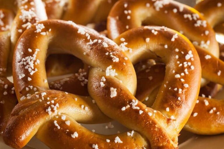 sourdough discard pretzel bites